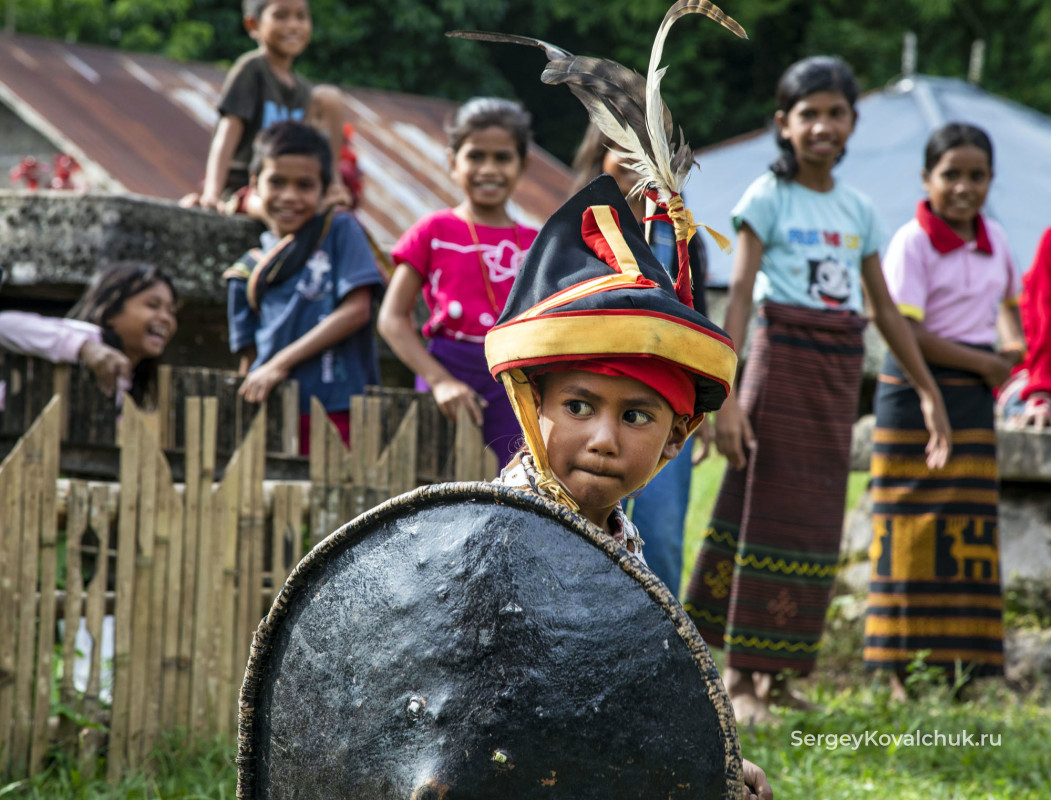 Woleka and Kataga Dances, West Sumba, Indonesia