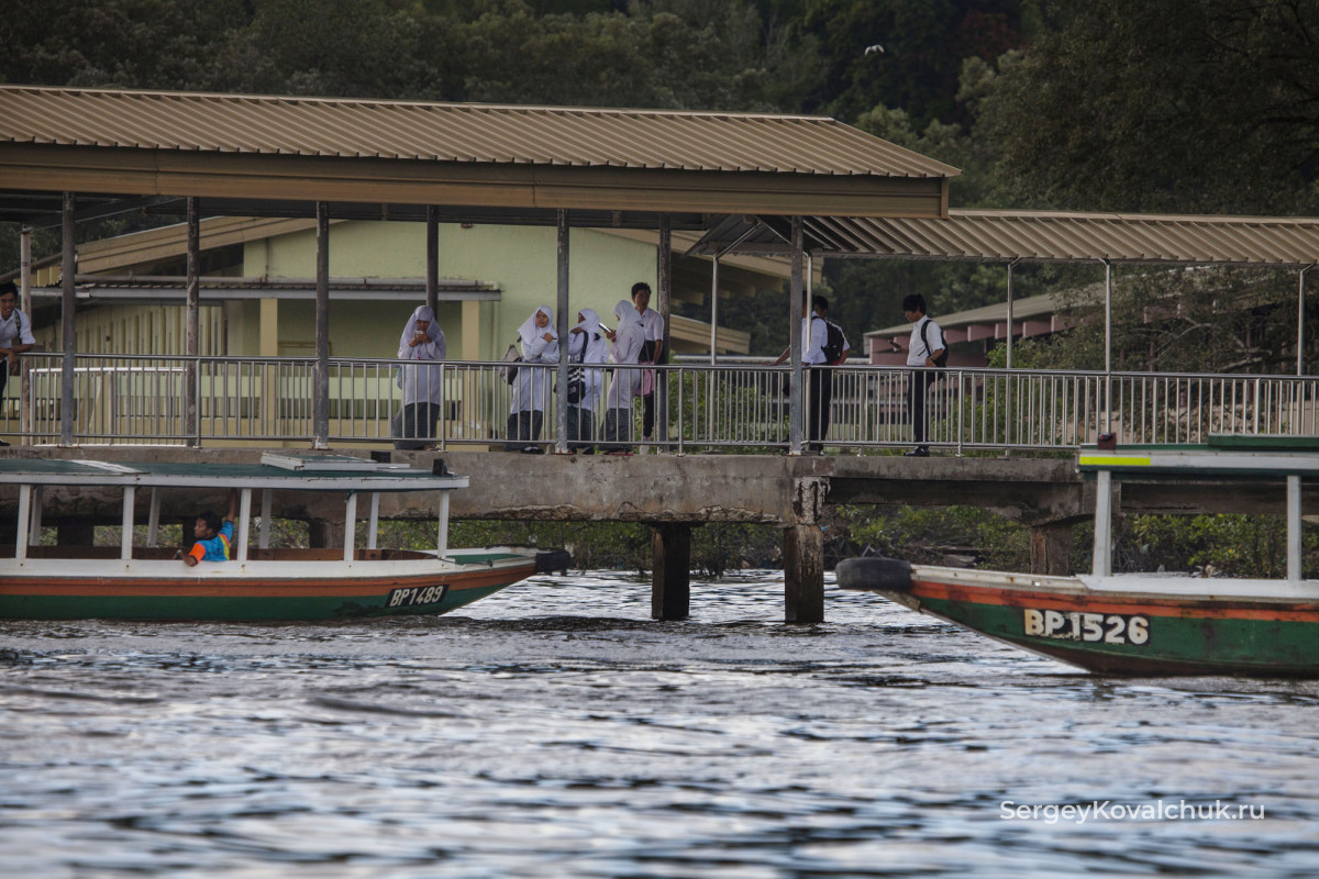 Кампунг-Аир Бандар-Сери-Бегаван Бруней-Муара