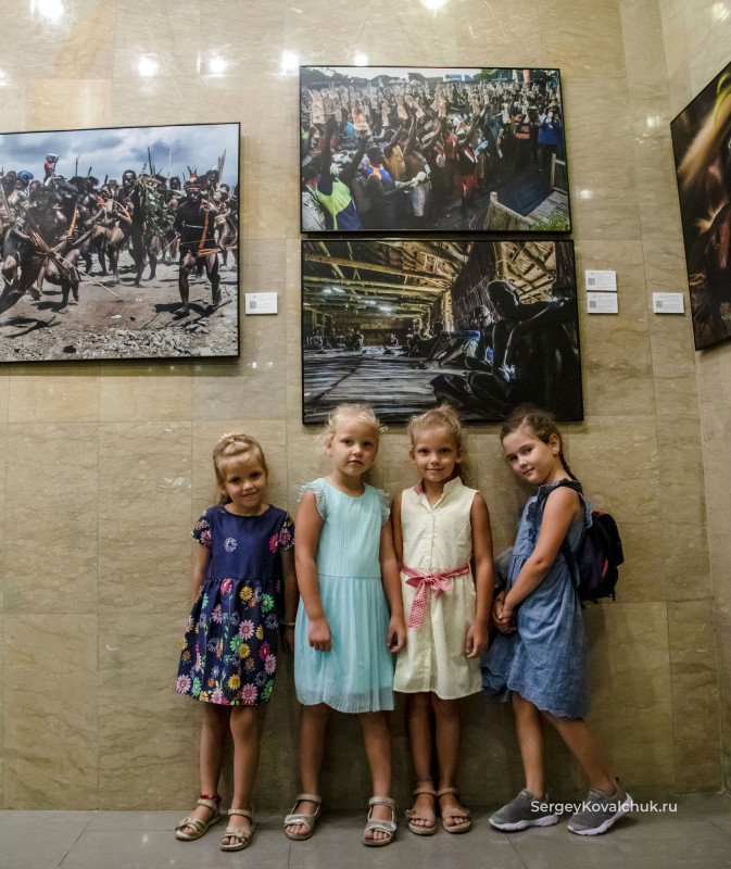 Представление фотопроекта «Индонезия. Территория вековых традиций» в Джакарте
