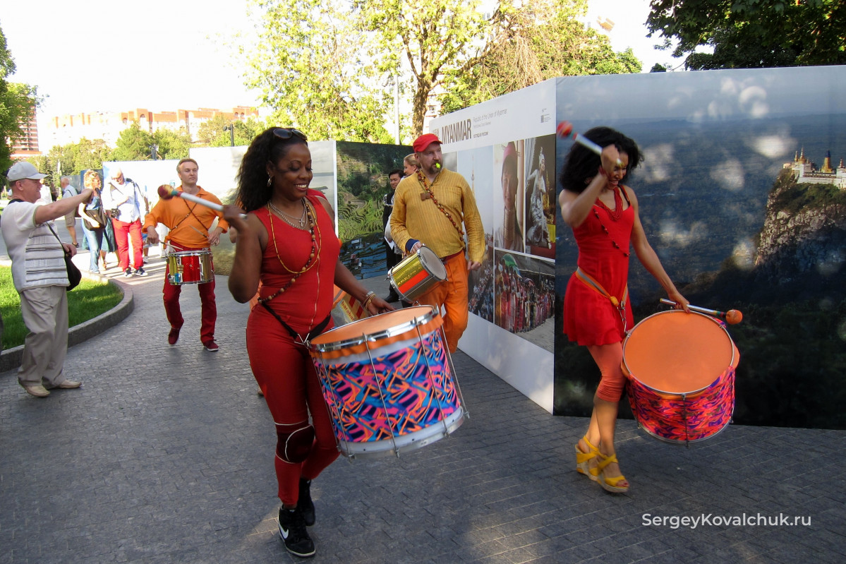 Photo exhibition: Sergey Kovalchuk The ASEAN nations - a Russian vision