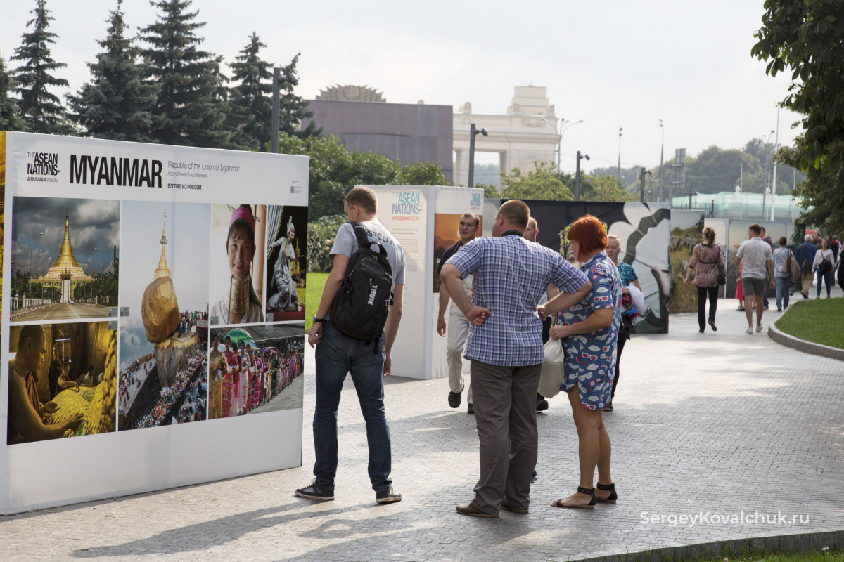 Photo exhibition: Sergey Kovalchuk The ASEAN nations - a Russian vision
