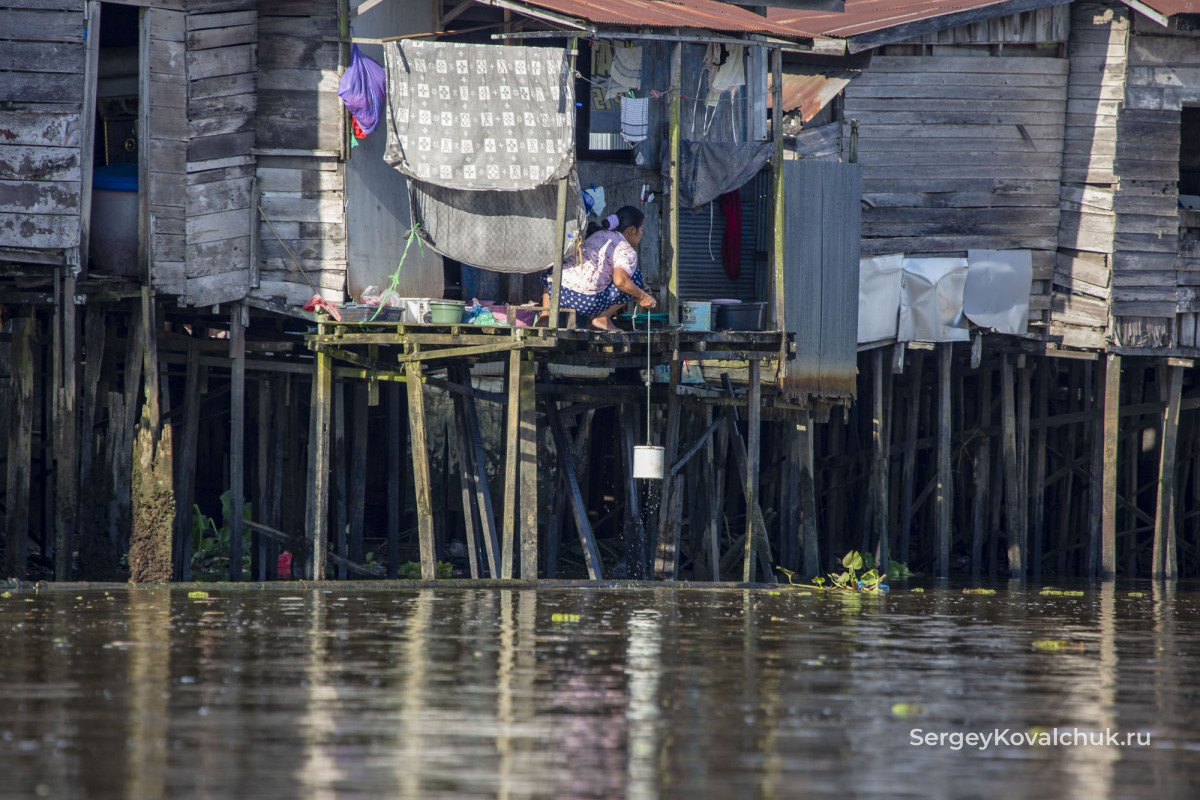 Lok Baintan, Martapura river, the town of Banjarmasin, on South Kalimantan, Indonesia
